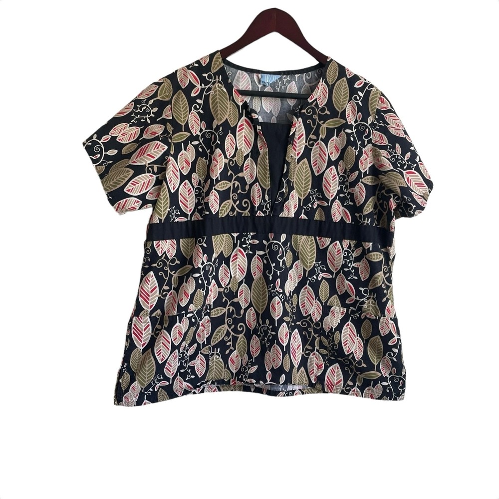 White Swan Women Scrub Top XL Foliage Print Medical Uniform Nurse Workwear Fall